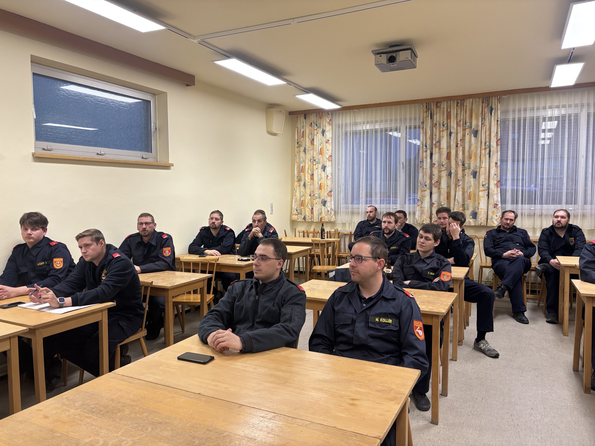 20260401 Fortbildung der Sachbearbeiter Atemschutz in Auersthal